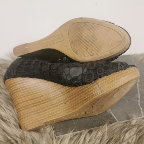 American Eagle Wedges - Picture 6 of 7